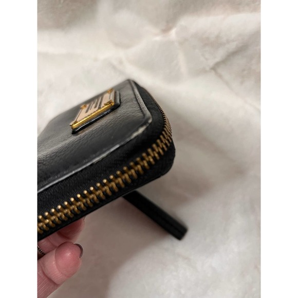 MARC BY MARC JACOBS Workwear Wallet - Soft Black Leather Gold Hardware Zip - Picture 8 of 16